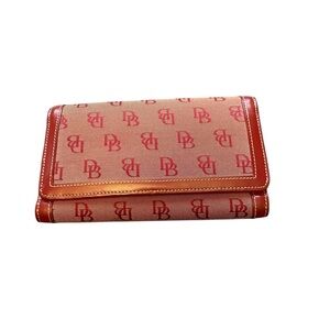Dooney & Bourke canvas leather wallet